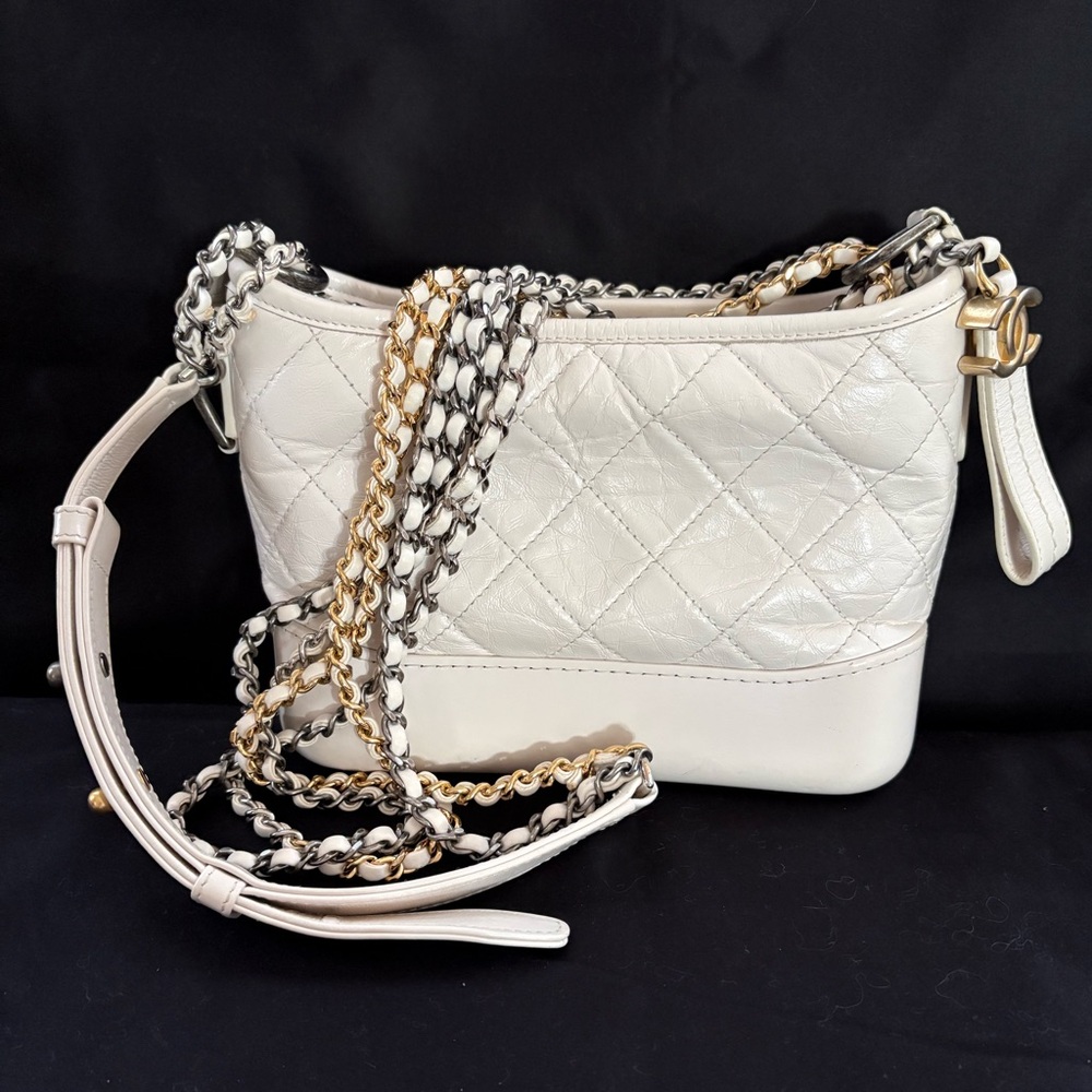 CHANEL Patent Goatskin Quilted Medium Gabrielle Hobo White
